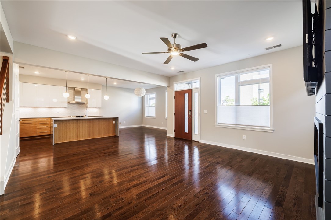 76 Charlotte Street Rochester, NY 14607 - Photo 9 of 47
