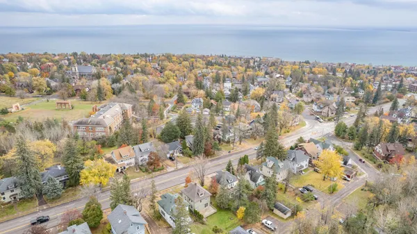 $334,900 | 625 Woodland Avenue, Duluth, MN 55812