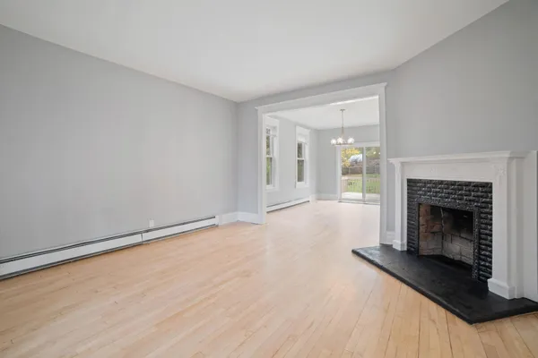 $334,900 | 625 Woodland Avenue, Duluth, MN 55812