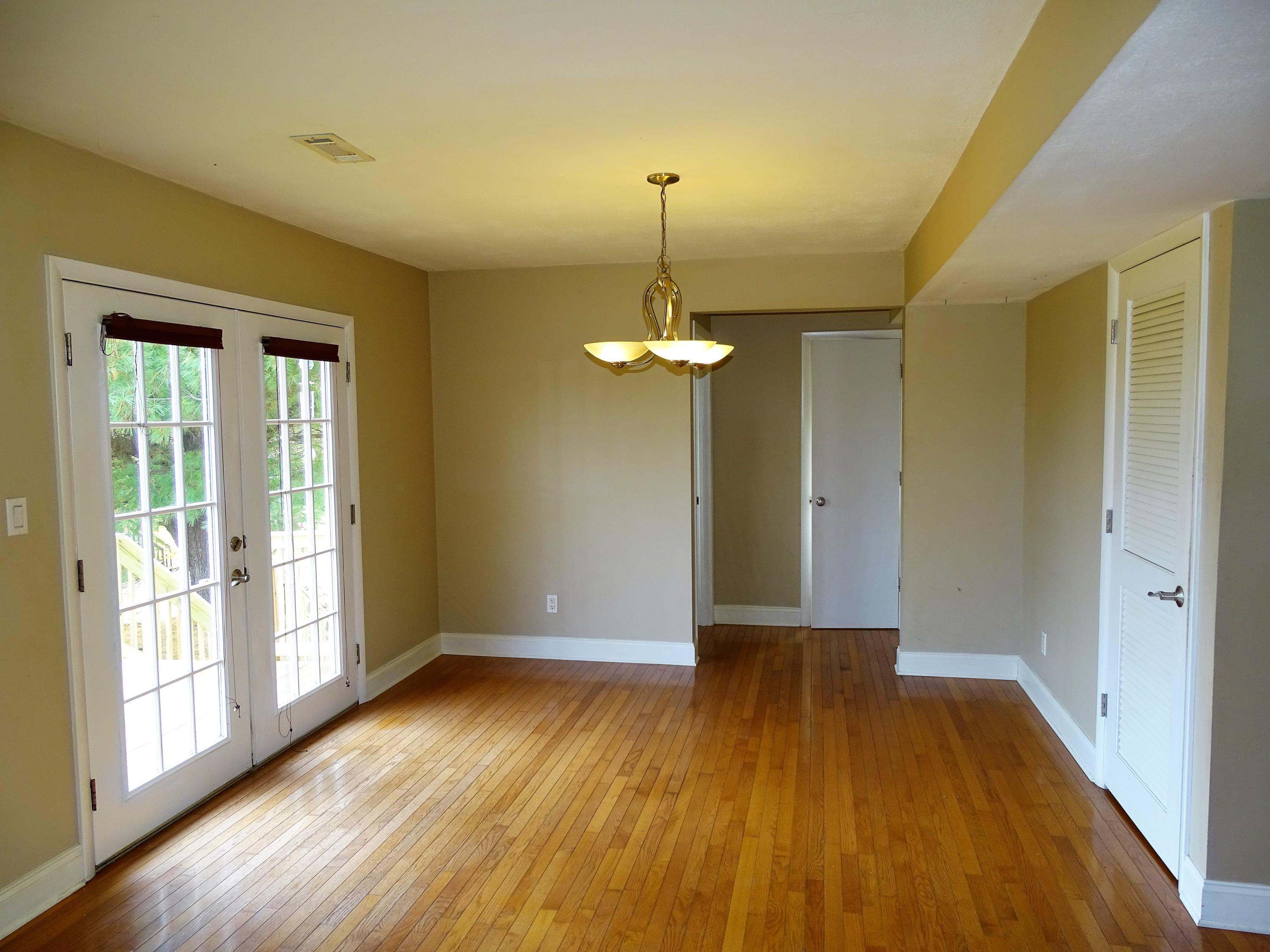 1344 Wenlock Road Knoxville, TN 37922 - Photo 6 of 18 5 - Dining
