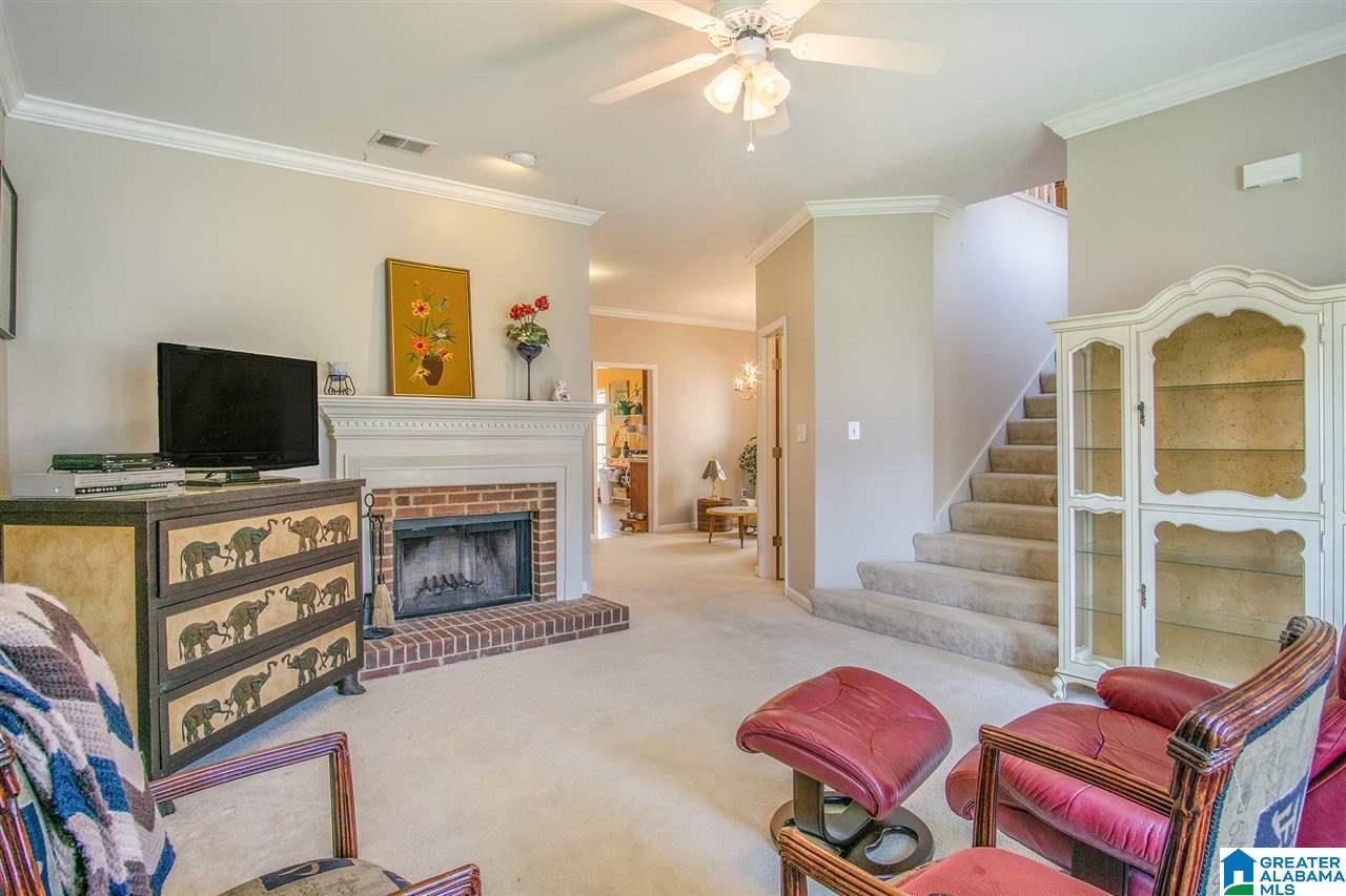 116 Warwick Circle Alabaster, AL 35007 - Photo 2 of 27