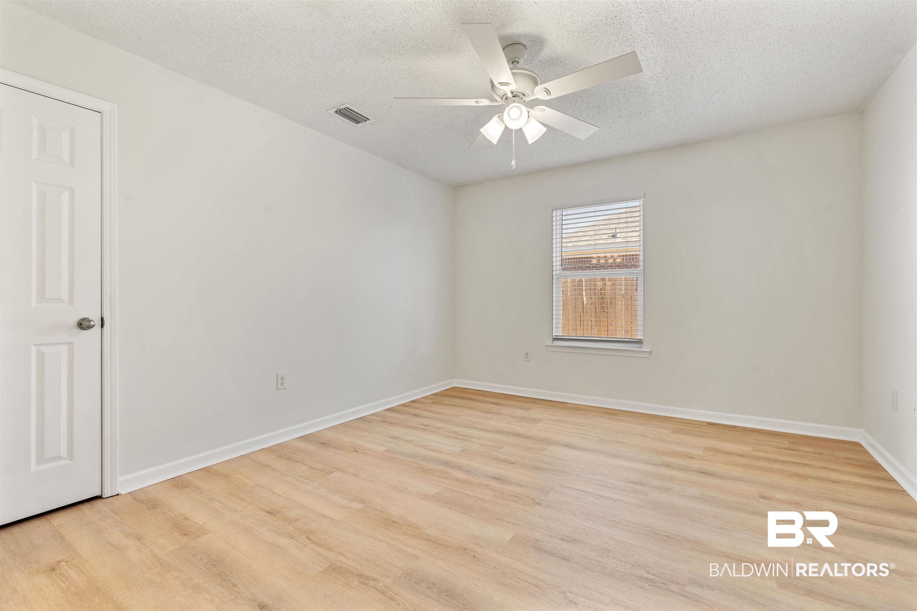 1592 Abbey Loop Foley, AL 36535 - Photo 13 of 25