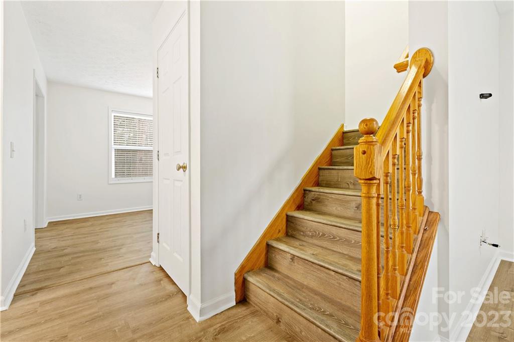 23 Bridgestone Road Swannanoa, NC 28778 - Photo 10 of 21 Gallery Image 10