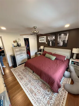 $2,550 | 352 New York Avenue, Unit 2, Lyndhurst, NJ 07071