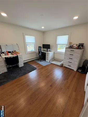 $2,550 | 352 New York Avenue, Unit 2, Lyndhurst, NJ 07071
