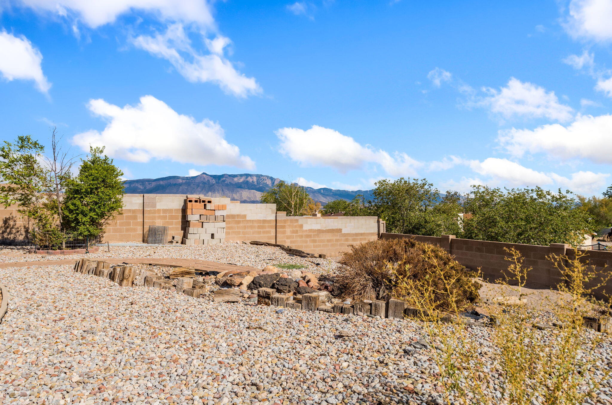 4538 Zirconia Drive Northeast Rio Rancho, NM 87124 - Photo 29 of 35 Gallery Image 29