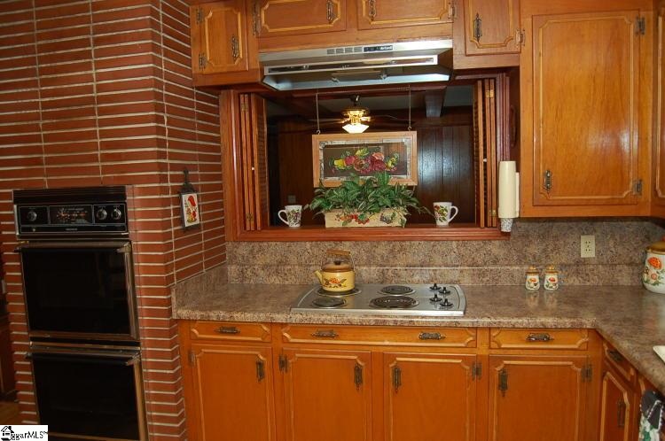 23 Dendy Street Pelzer, SC 29669 - Photo 4 of 35 Gallery Image 4