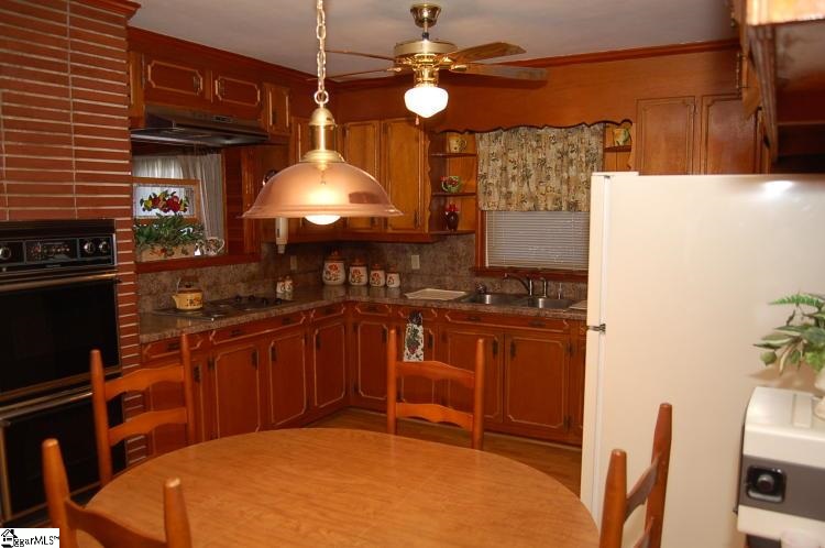 23 Dendy Street Pelzer, SC 29669 - Photo 7 of 35 Gallery Image 7