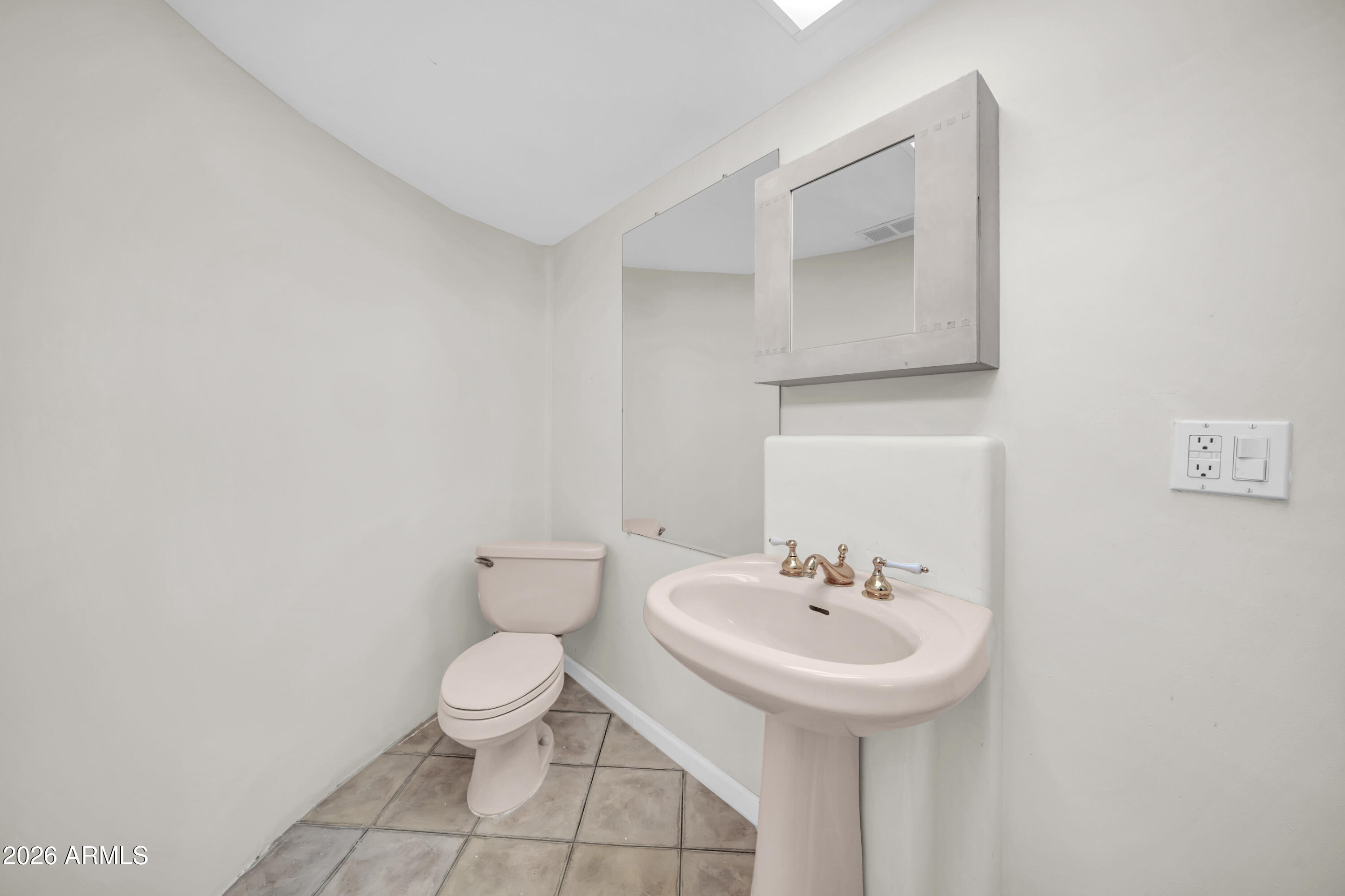 1450 East Royal Palm Road Phoenix, AZ 85020 - Photo 55 of 72 1450 E Royal Palm Rd-42