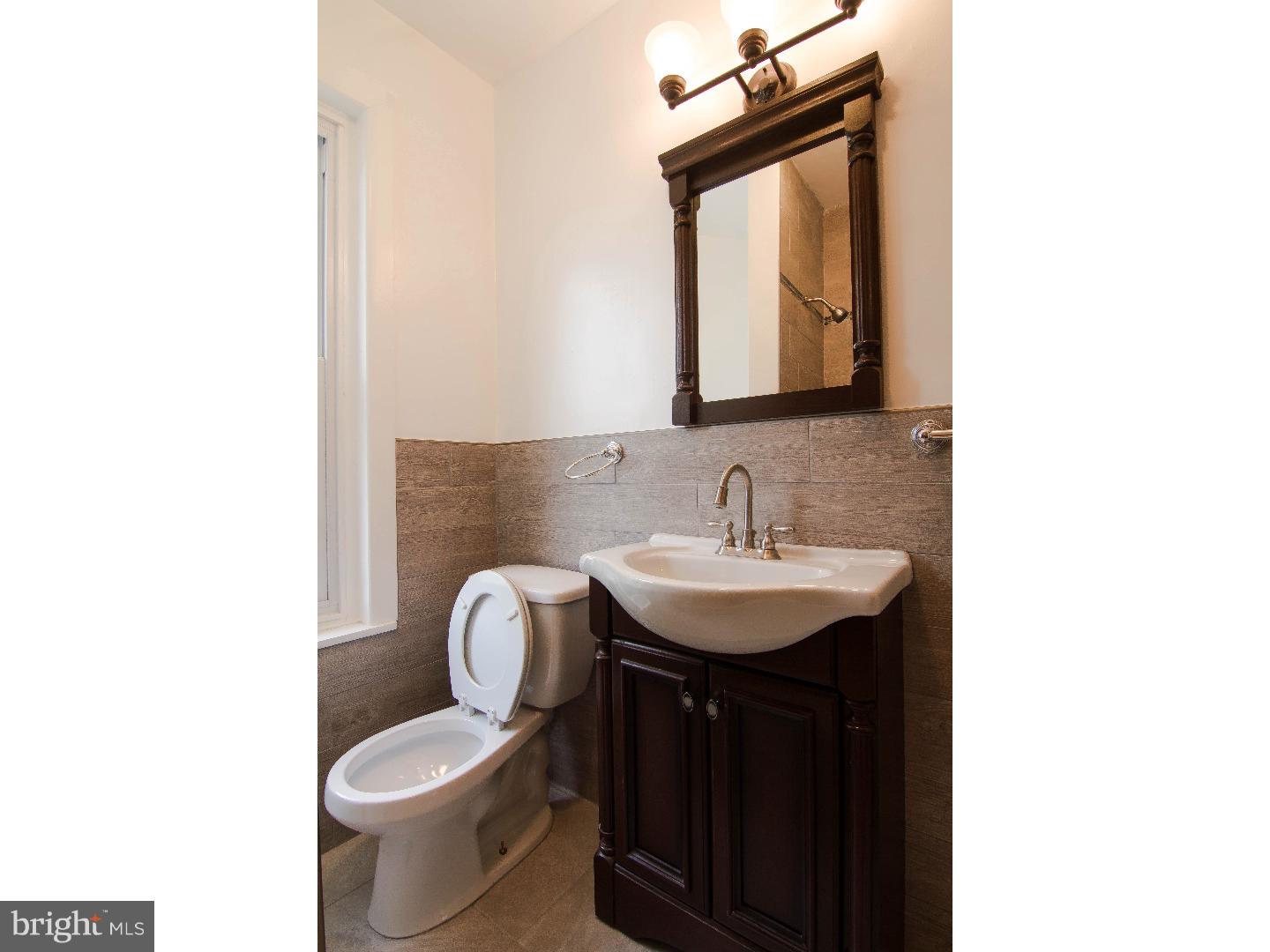 422 Roxborough Avenue Philadelphia, PA 19128 - Photo 9 of 15 Bathroom