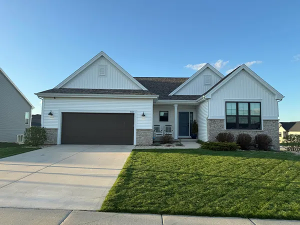 $725,000 | 534 Foxfield Rd., Oregon, WI 53575