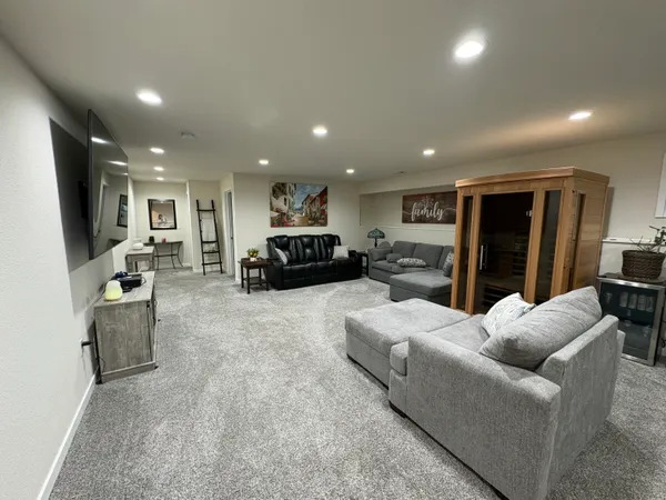 $725,000 | 534 Foxfield Rd., Oregon, WI 53575