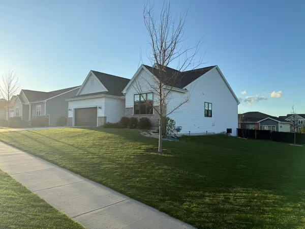 $725,000 | 534 Foxfield Rd., Oregon, WI 53575