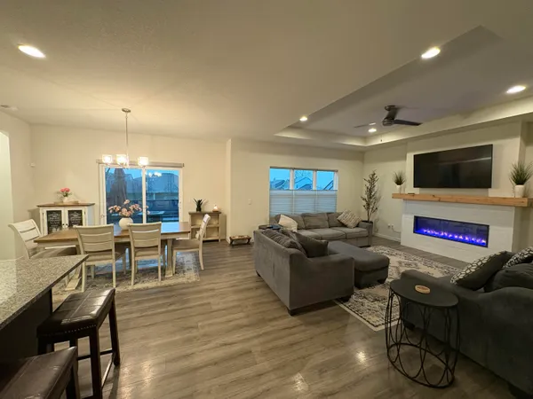 $725,000 | 534 Foxfield Rd., Oregon, WI 53575