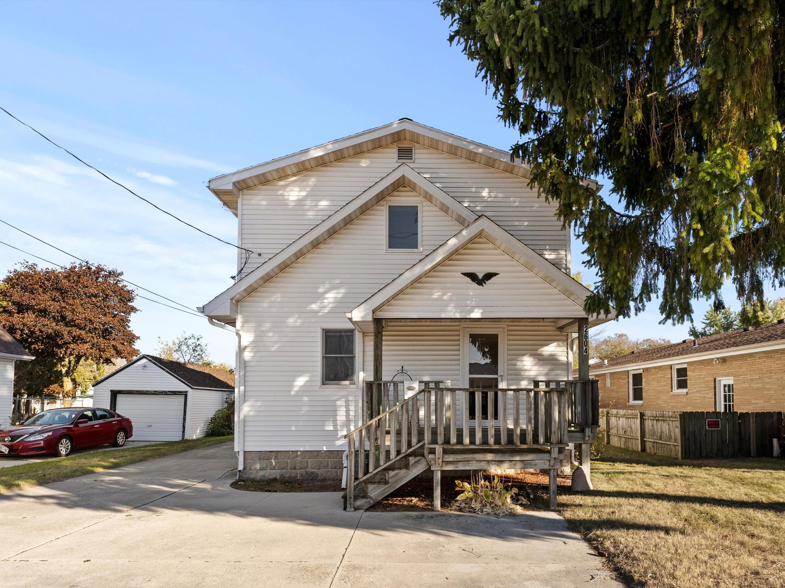 2604 13th Street Two Rivers, WI 54241 - Photo 1 of 1 01-1790736_05245