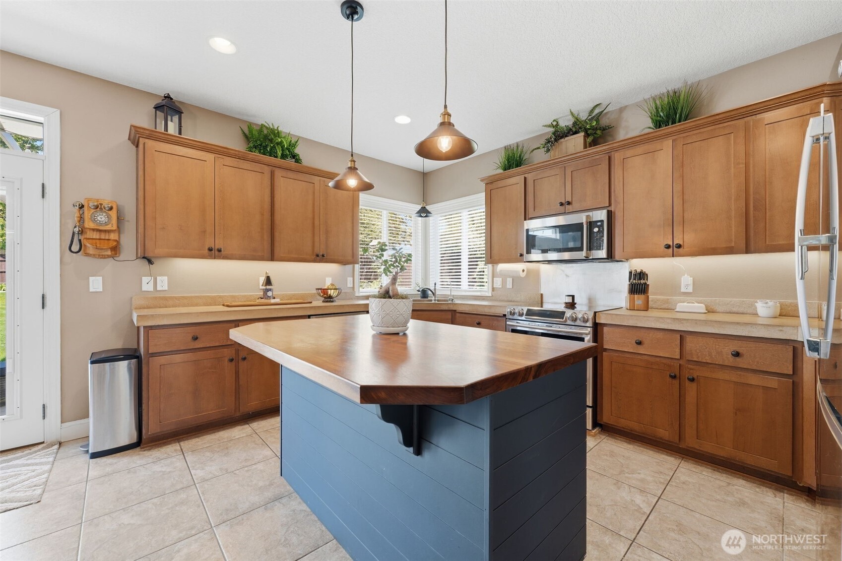 99206 East Ridgeview Drive Kennewick, WA 99338 - Photo 13 of 34