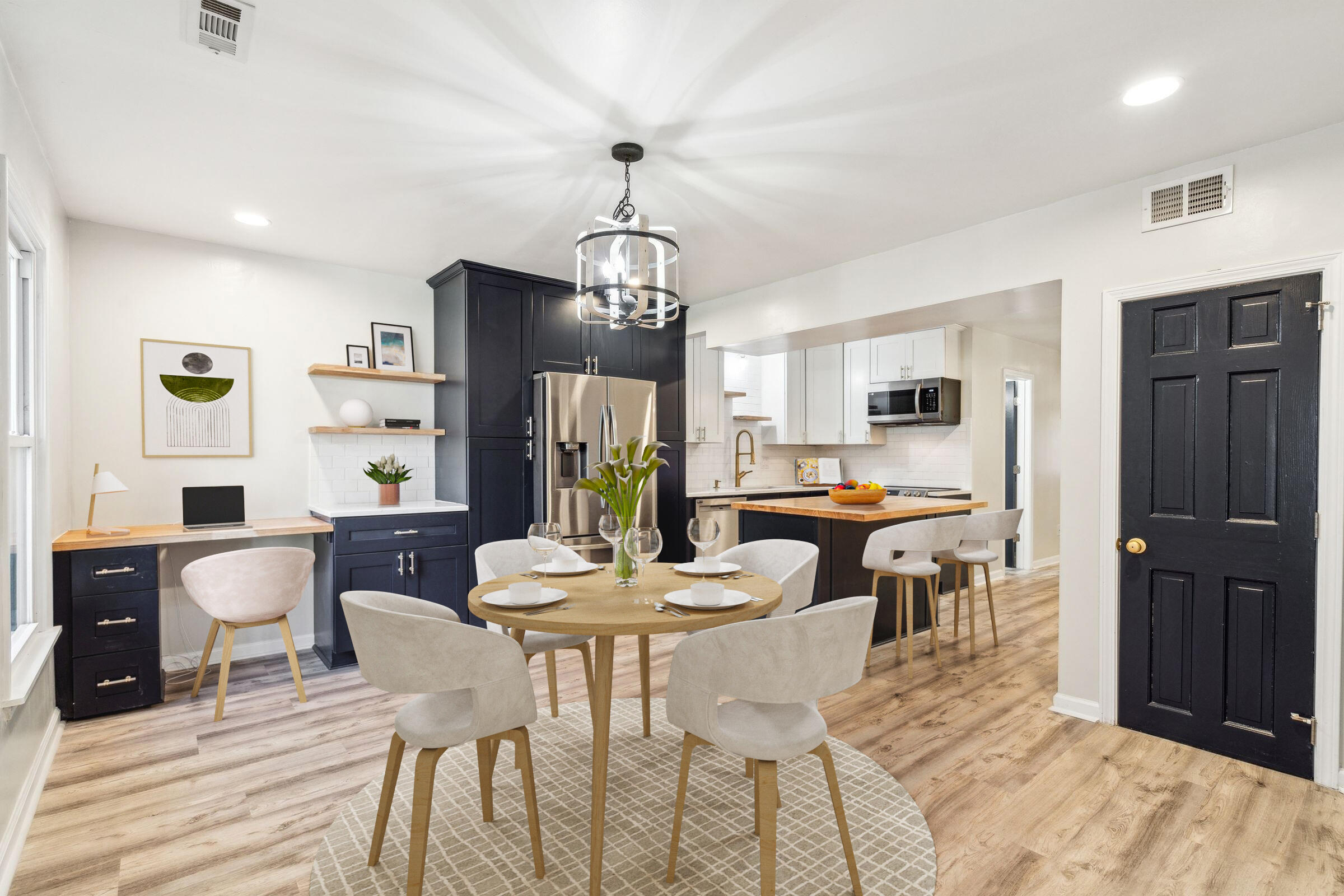 Dining - Virtual Staging