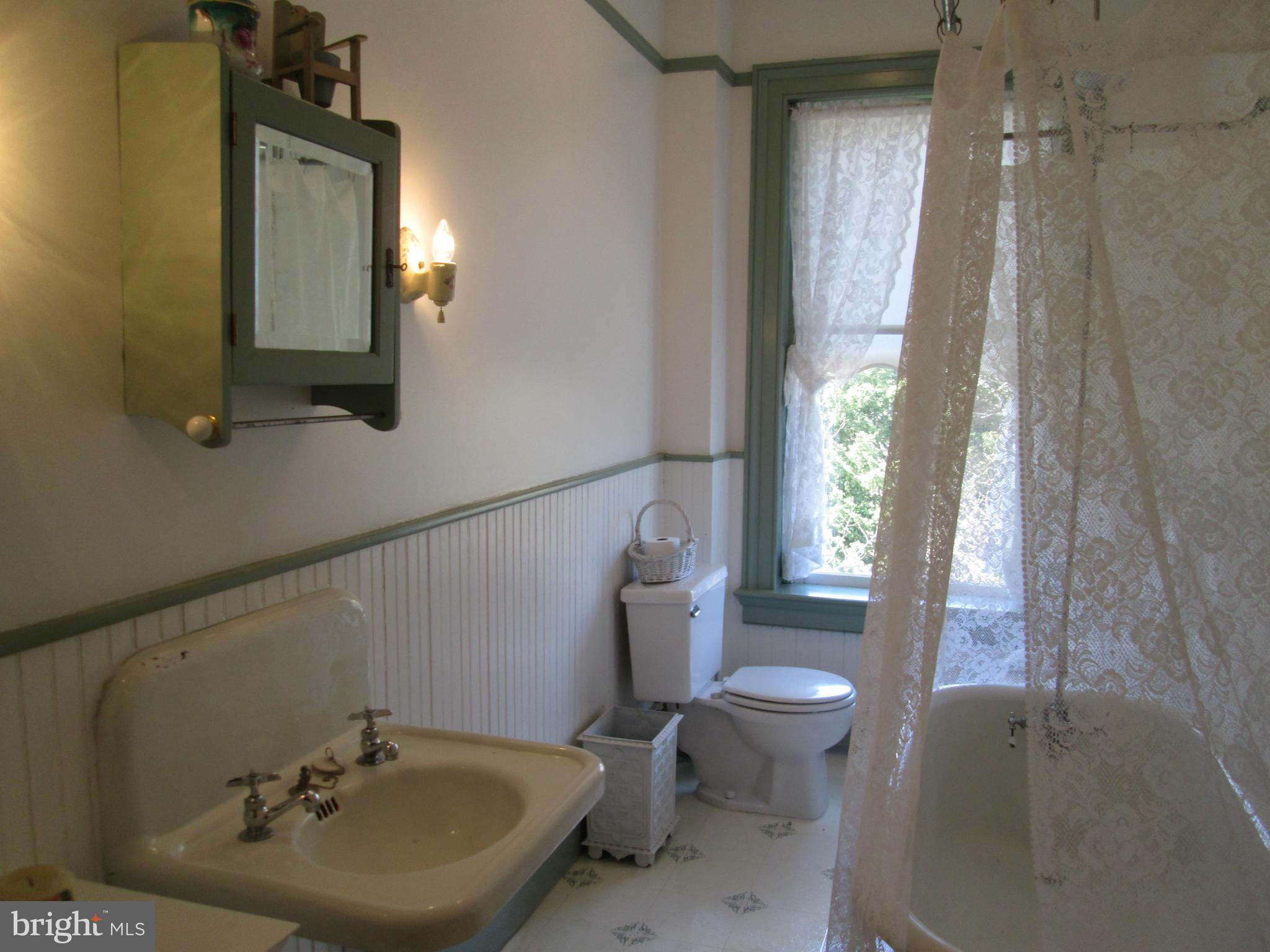 1700 Withers Larue Road Summit Point, WV 25446 - Photo 20 of 30 Bath