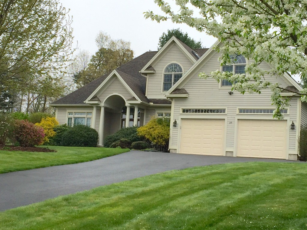 39 Tanglewood Road Amherst, MA 01002 - Photo 2 of 30 Gallery Image 2