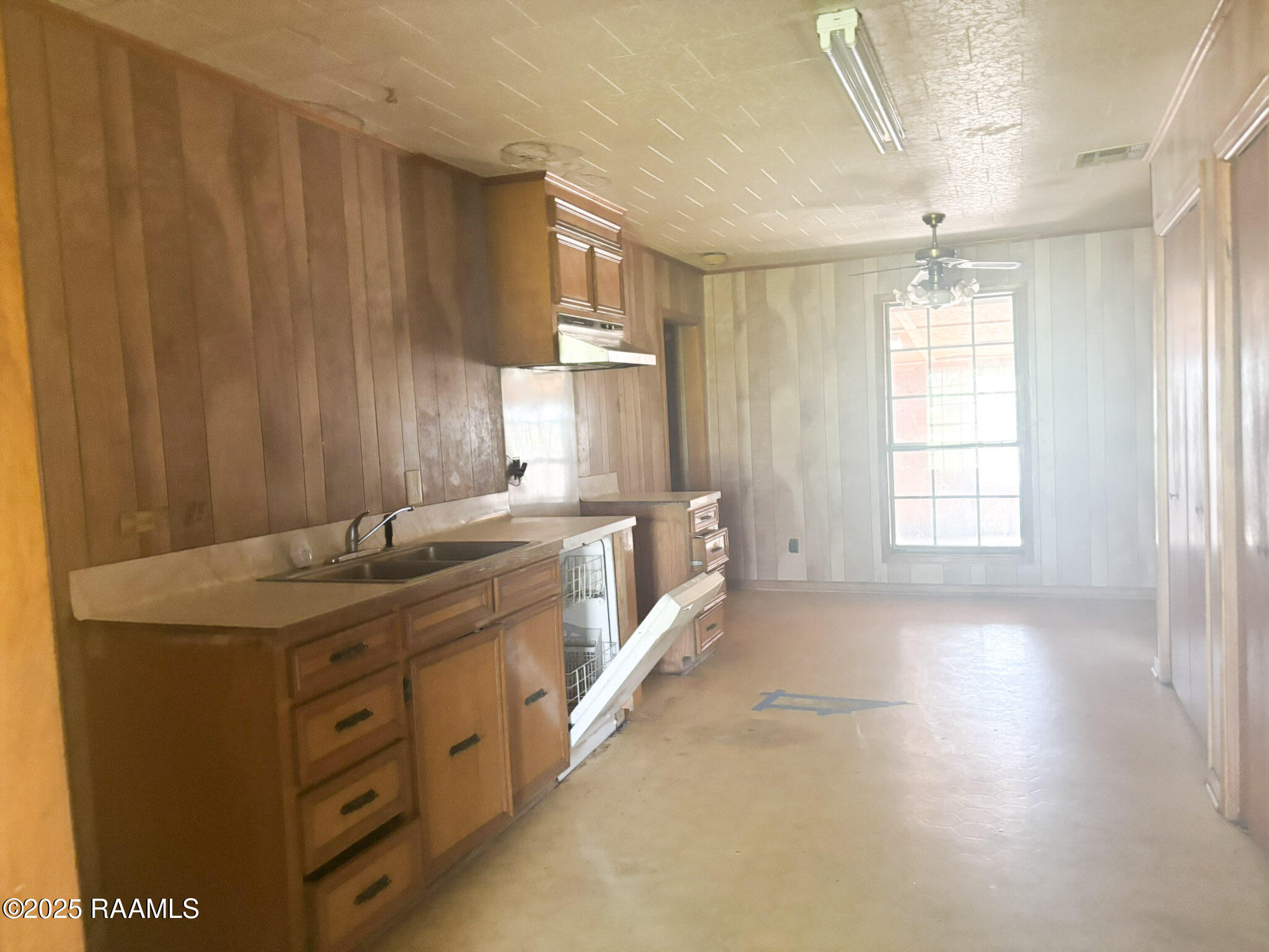 10130 Romules Road Kaplan, LA 70548 - Photo 7 of 22 15-IMG_8693