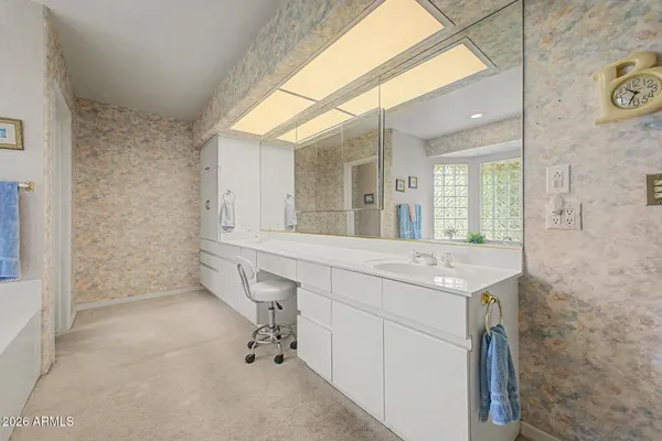 $1,100,000 | 3302 East Draper Circle, Mesa, AZ 85213