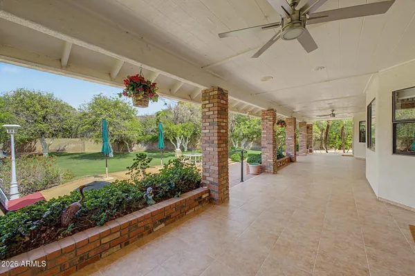 $1,100,000 | 3302 East Draper Circle, Mesa, AZ 85213