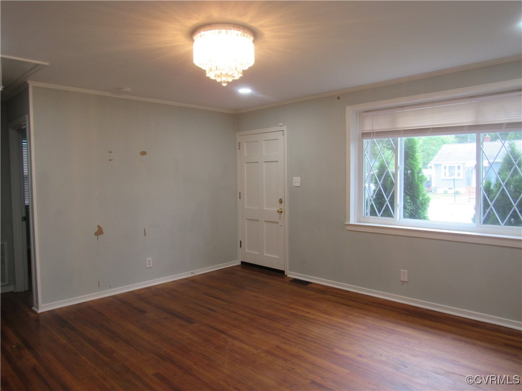 3107 Collins Road Richmond, VA 23223 - Photo 7 of 14 View 2
