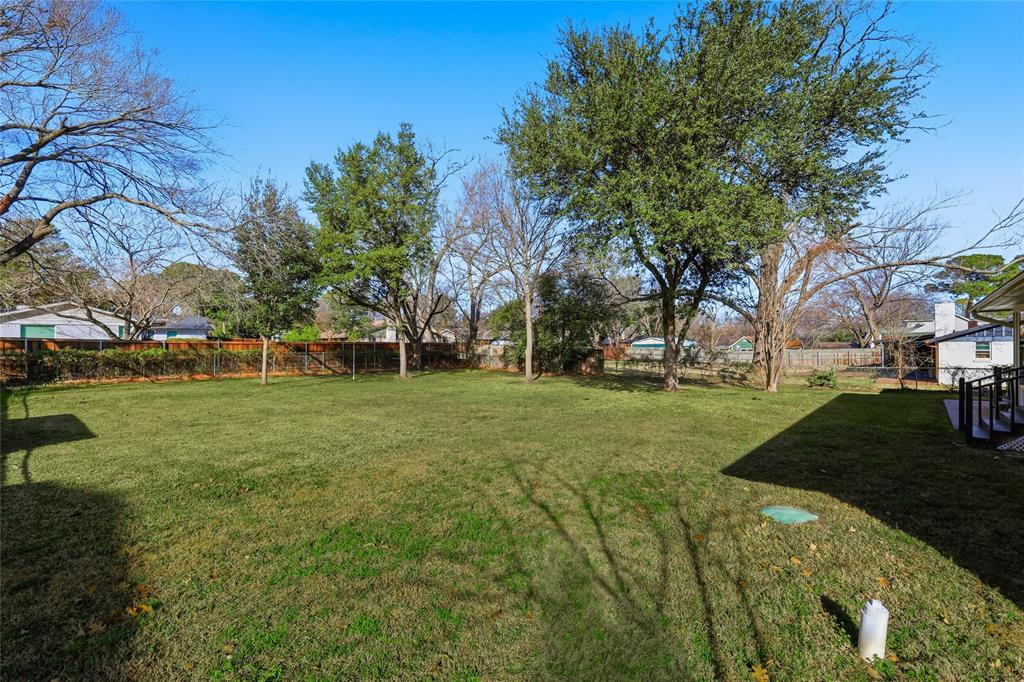 3611 High Drive Grapevine, TX 76051 - Photo 35 of 40 a view of a park with large trees
