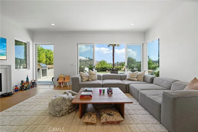 $2,699,000 | 3622 Reina Court, Calabasas, CA 91302