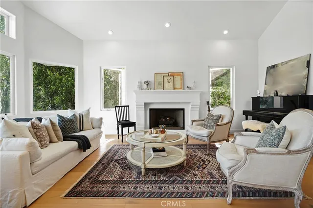 $2,699,000 | 3622 Reina Court, Calabasas, CA 91302