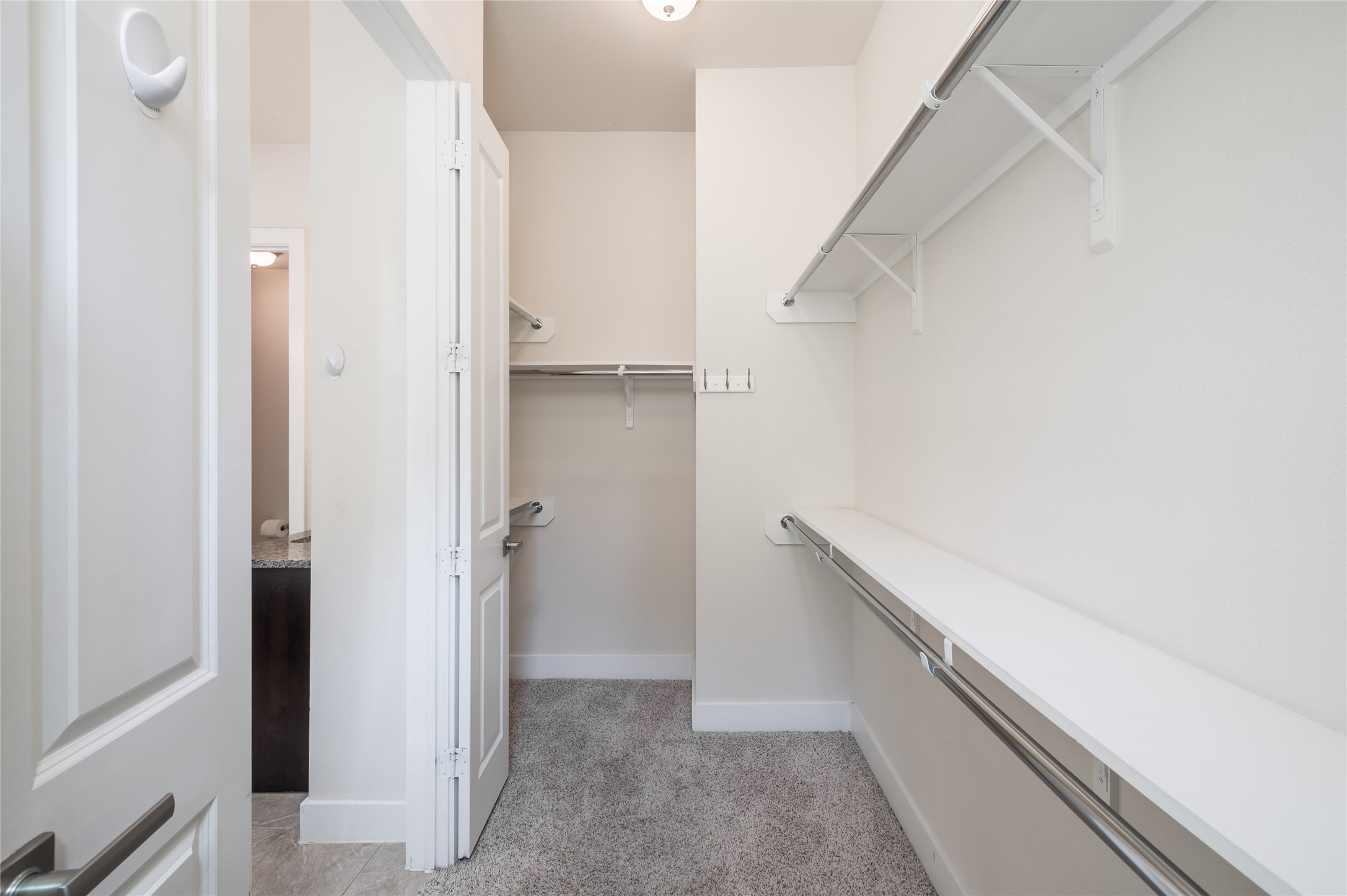 4408 Eli Street, Unit A Houston, TX 77007 - Photo 16 of 22 a view of bathroom and hallway