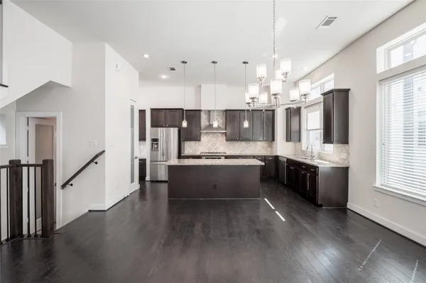 $3,100 | 4408 Eli Street, Unit A, Houston, TX 77007