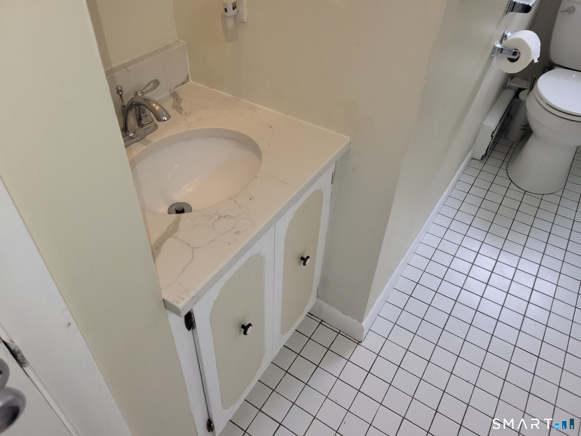 41 East Granby Road Granby, CT 06035 - Photo 27 of 61 a bathroom with a sink and toilet