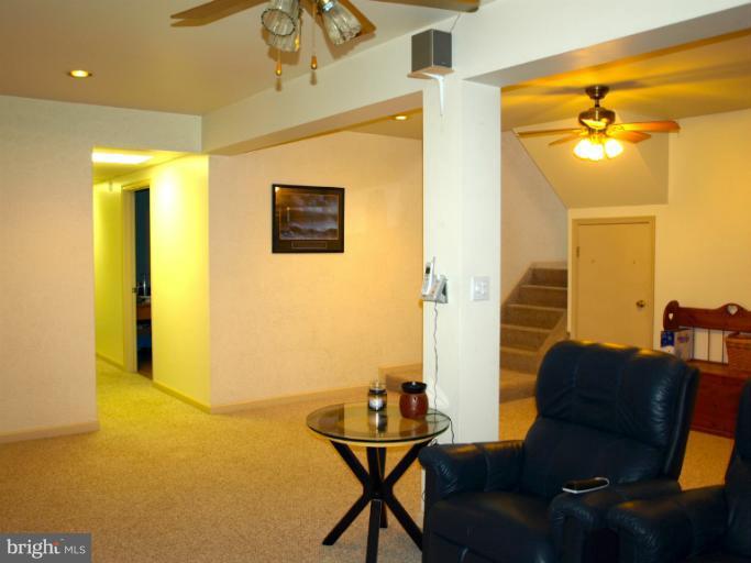 4150 Trump Road Westminster, MD 21158 - Photo 8 of 30 Family Room