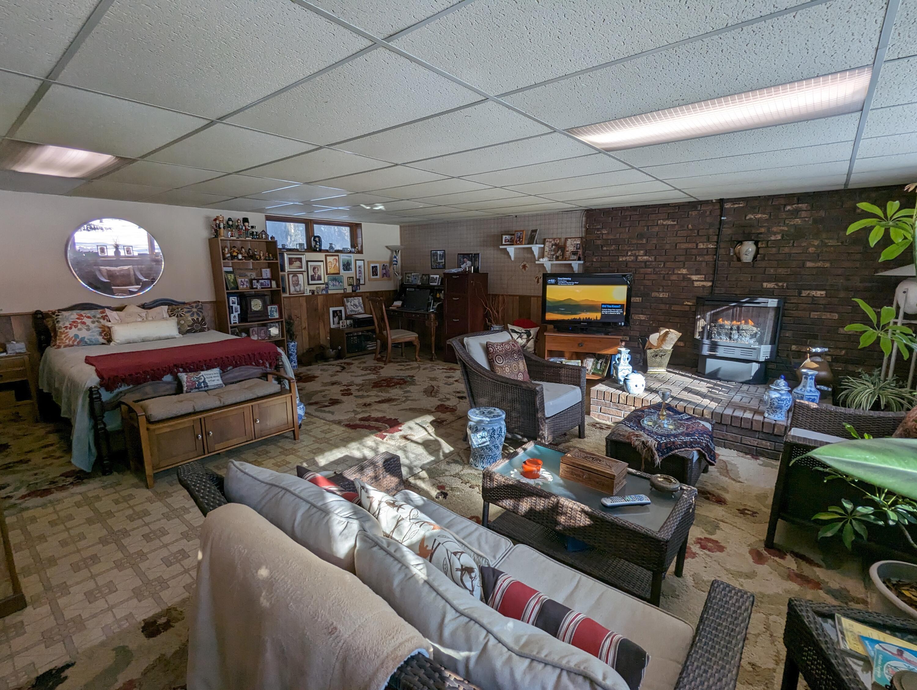 8166 Chamberlin Road Dexter, MI 48130 - Photo 61 of 103 Fr 9
