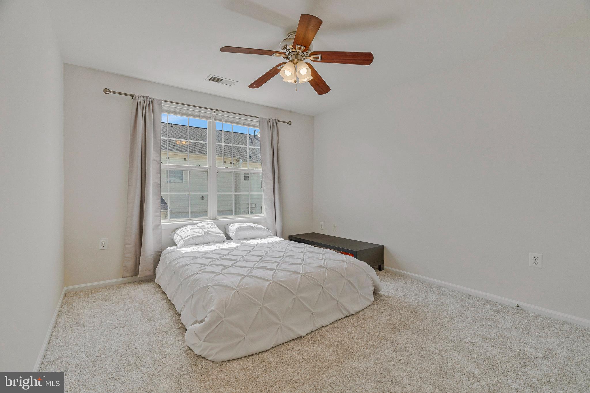 20964 Albion Lane Ashburn, VA 20147 - Photo 22 of 34 Bedroom #3