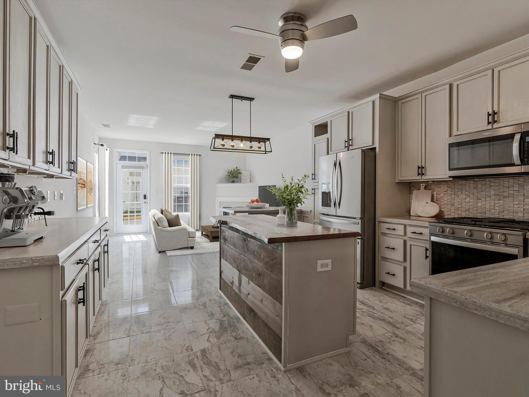 20964 Albion Lane Ashburn, VA 20147 - Photo 8 of 34