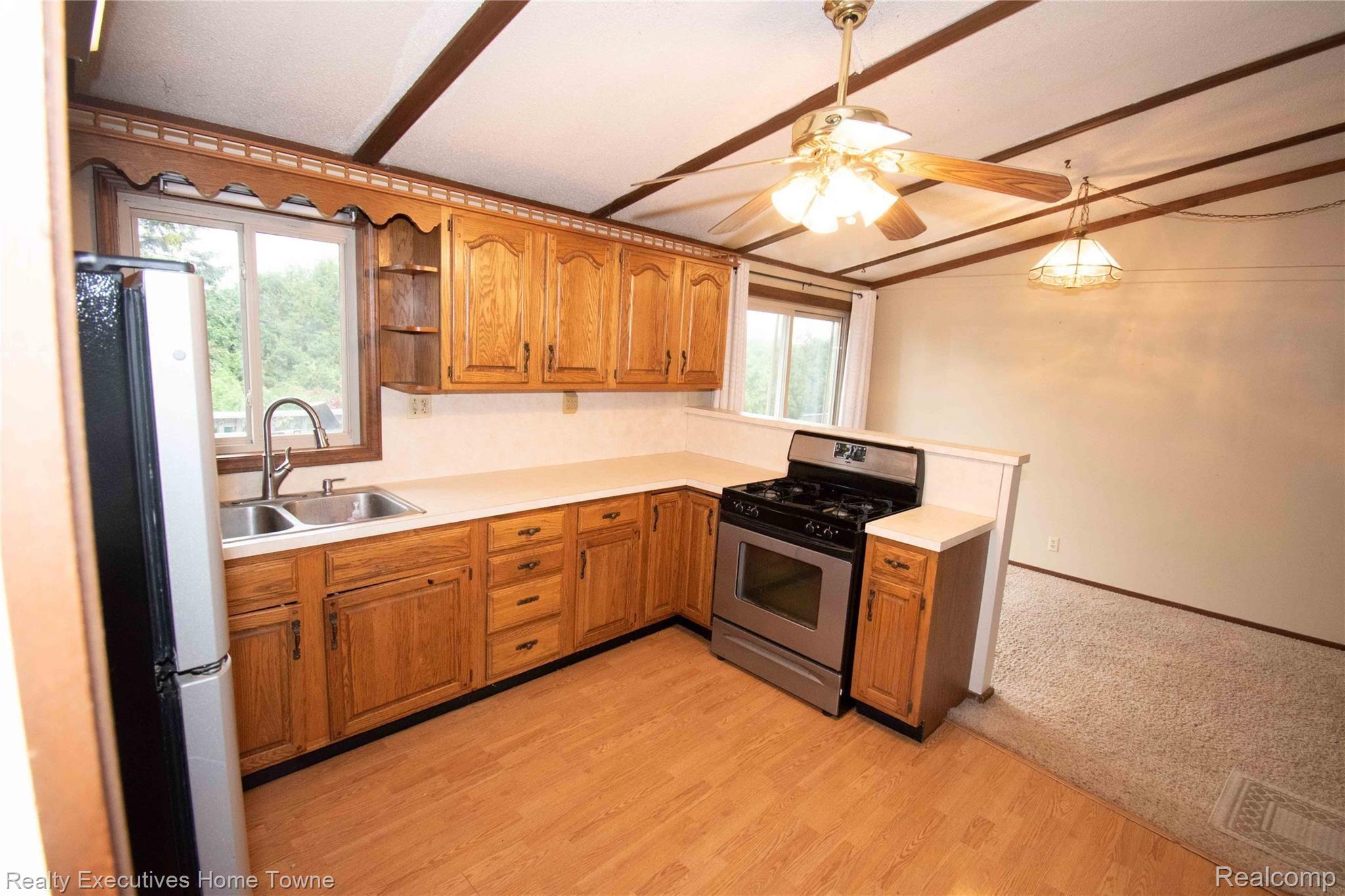 5849 Roach Road Croswell, MI 48422 - Photo 7 of 25 Kitchen