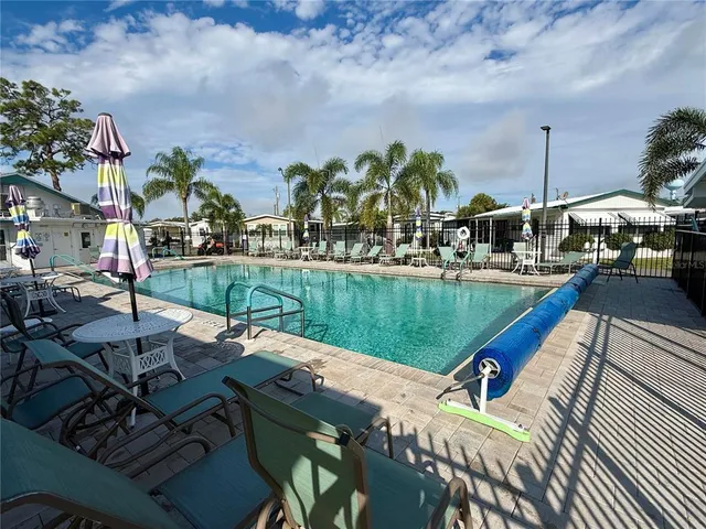 a view of a tennis court