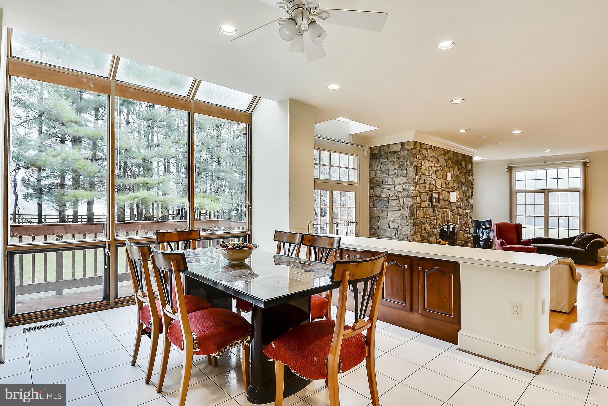 12642 Travilah Road Potomac, MD 20854 - Photo 13 of 29 Interior (General)