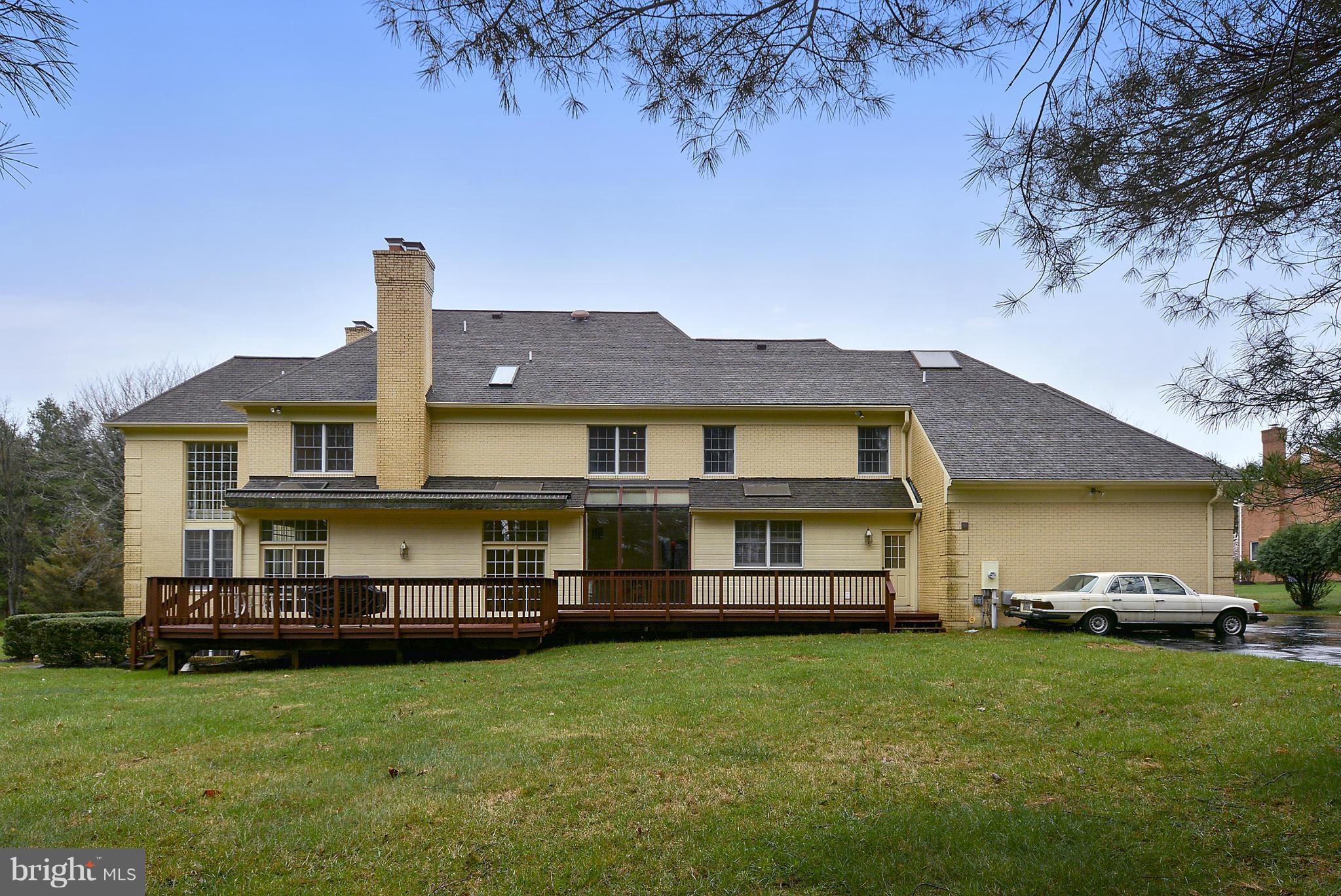12642 Travilah Road Potomac, MD 20854 - Photo 28 of 29 Exterior (Rear)
