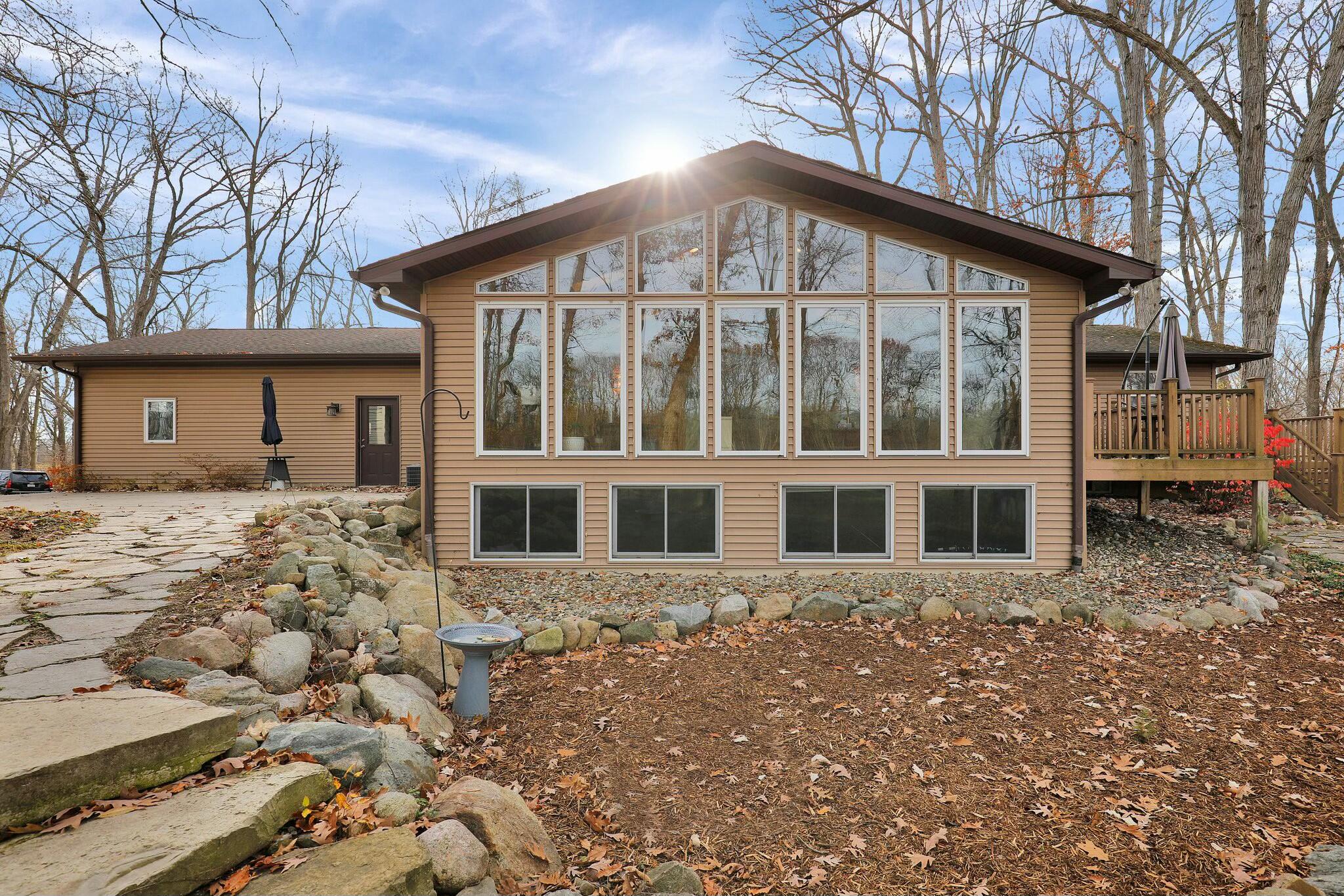 11440 West Chadwick Road Eagle, MI 48822 - Photo 2 of 58 tempImageBOH5j1