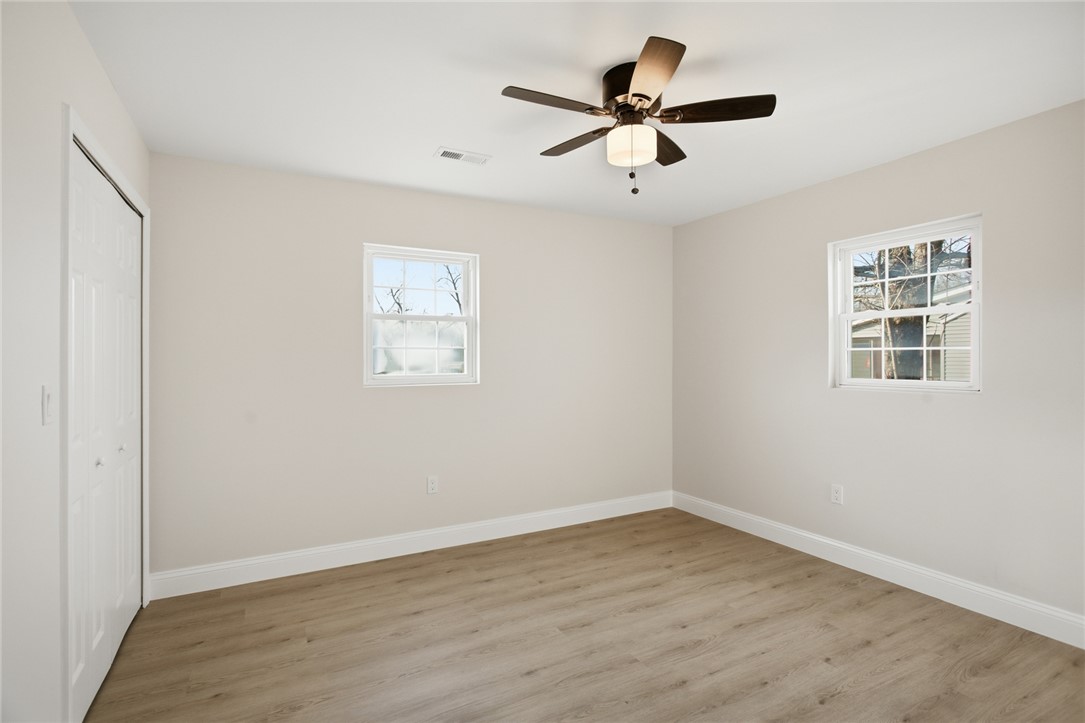 408 South Oak Street Seneca, SC 29678 - Photo 15 of 25