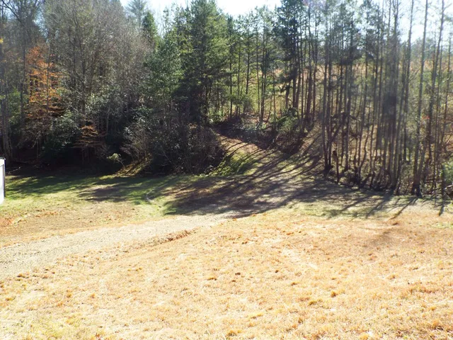 $229,000 | 70 Deer Haven Trail, Murphy, NC 28906