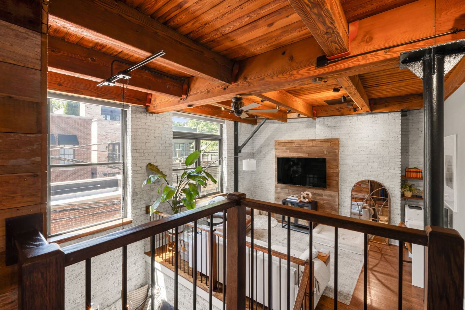 2222 North Racine Avenue, Unit 14 Chicago, IL 60614 - Photo 18 of 34 Gallery Image 18