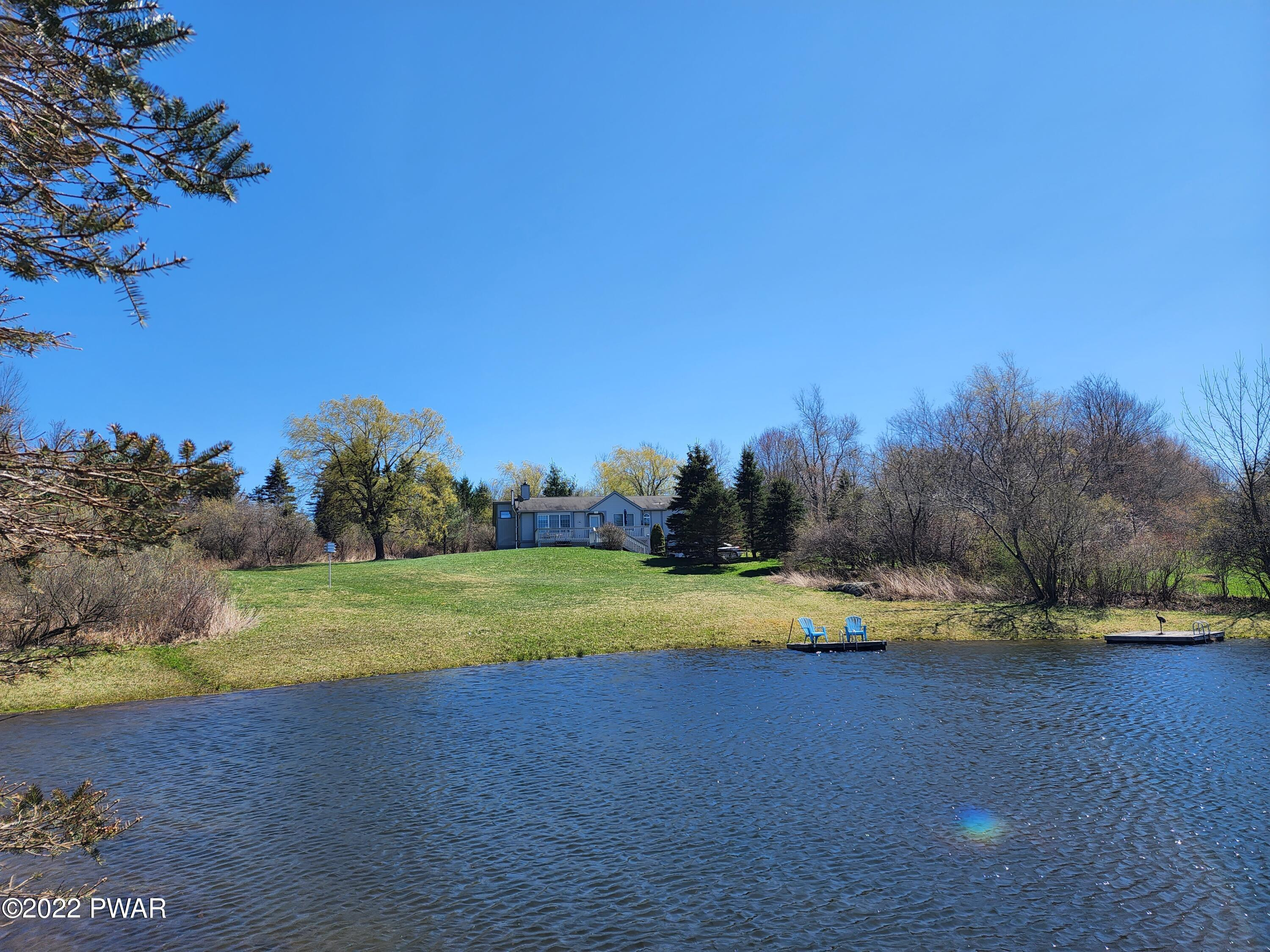 202 Ann Mitchell Road Damascus, PA 18415 - Photo 4 of 36