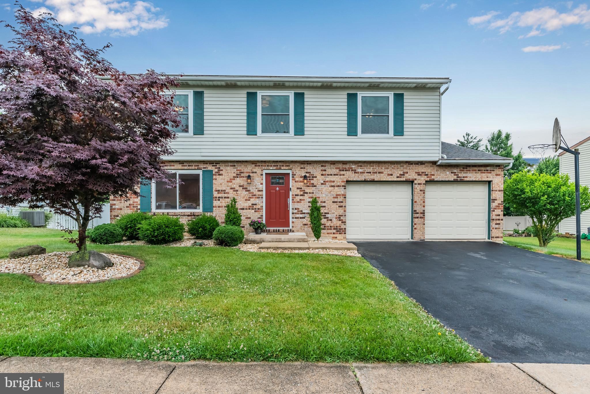 2727 Colonial Road Harrisburg, PA 17112 - Photo 1 of 37 Gallery Image 1