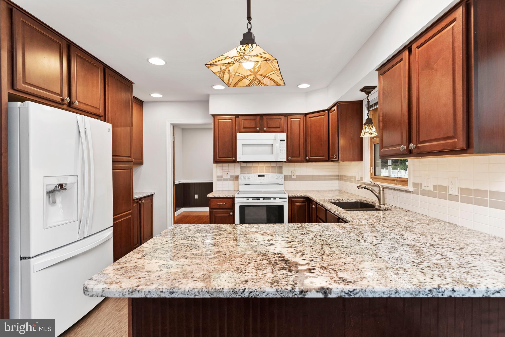 2727 Colonial Road Harrisburg, PA 17112 - Photo 11 of 37 Gallery Image 11