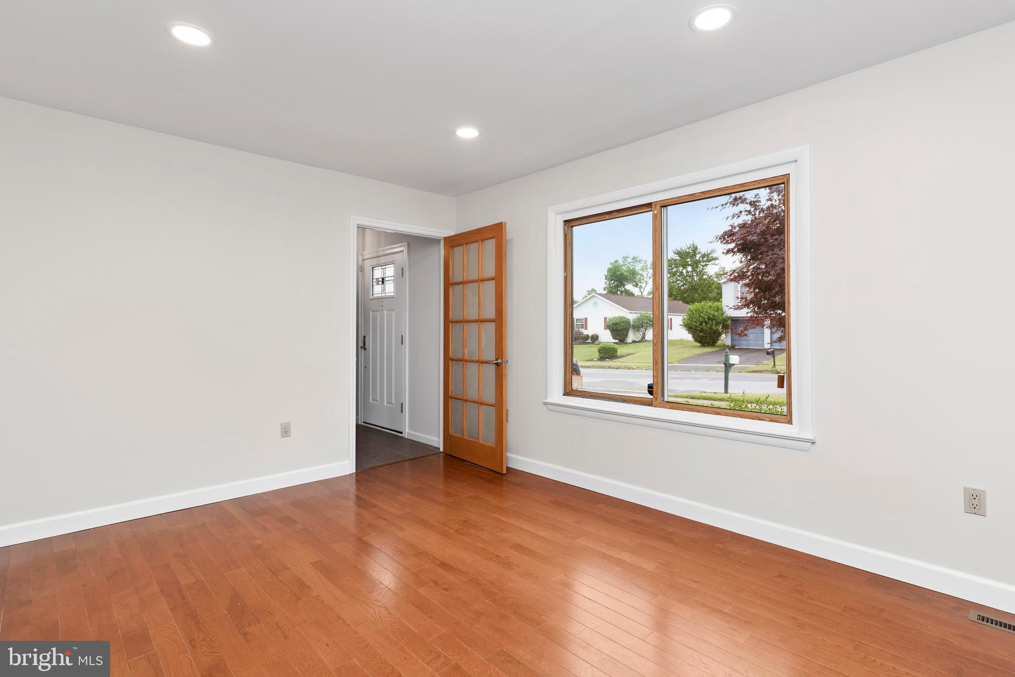 2727 Colonial Road Harrisburg, PA 17112 - Photo 16 of 37 Gallery Image 16