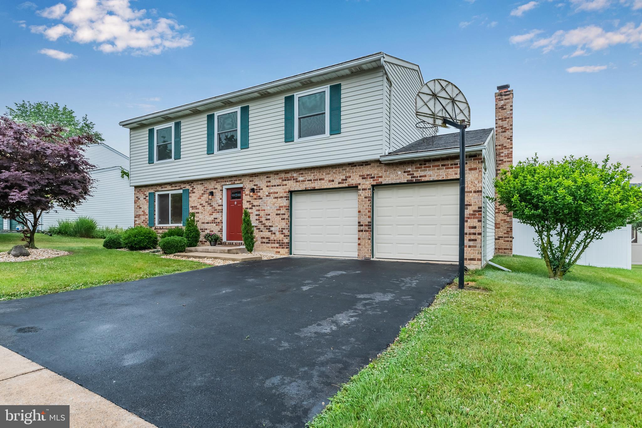 2727 Colonial Road Harrisburg, PA 17112 - Photo 2 of 37 Gallery Image 2